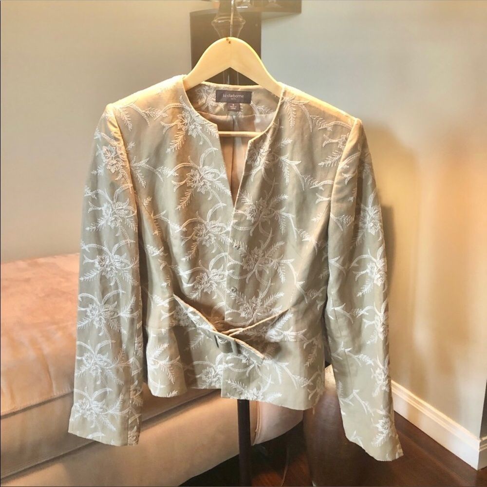 2/$25 🍋 Liz Claiborne Jacket Size 8 (Fits like a 6)